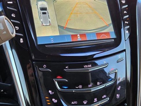 Used 2018 Cadillac Escalade ESV Platinum AWD/4WD image 12