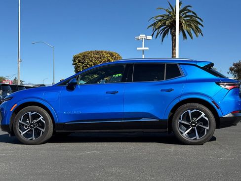 Used 2025 Chevrolet Equinox EV LT w/ Convenience Package image 8