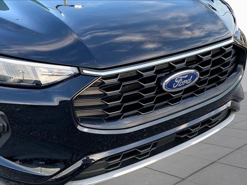 Used 2023 Ford Escape ST-Line w/ Tech Pack #1 FWD image 26