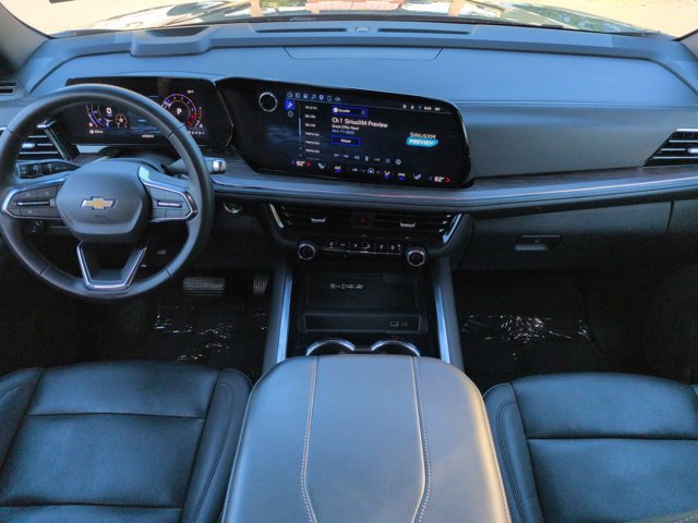 Used 2025 Chevrolet Tahoe LT RWD image 14