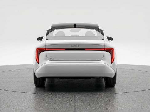 Used 2025 Kia K4 LXS FWD image 7