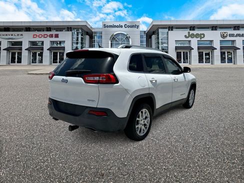 Used 2014 Jeep Cherokee Latitude FWD image 8