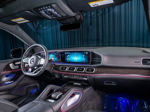 Certified 2023 Mercedes-Benz GLS 580 580 4MATIC® SUV image 4