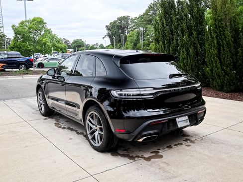 Used 2022 Porsche Macan AWD/4WD image 9