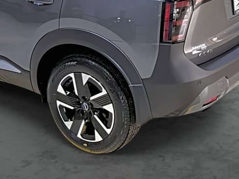 New 2026 Nissan Kicks SV w/ Cold Weather Package image 9