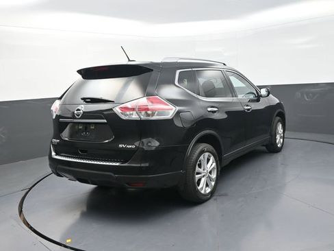 Used 2016 Nissan Rogue SV image 41