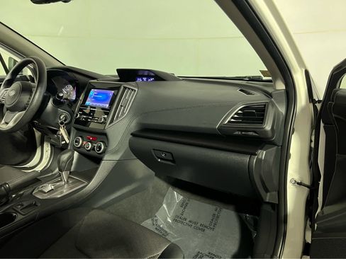 Used 2021 Subaru Crosstrek 2.0i AWD/4WD image 27