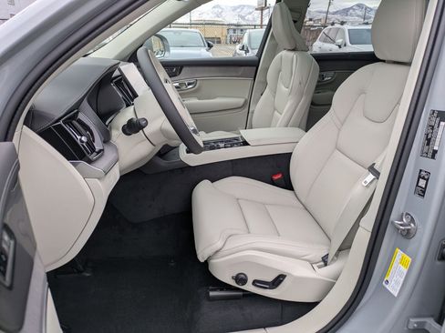 New 2026 Volvo XC90 B6 Ultra w/ Protection Package AWD/4WD image 15
