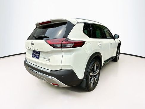 Certified 2023 Nissan Rogue Platinum w/ Platinum Premium Package image 8