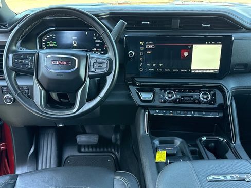 Used 2024 GMC Sierra 2500 AT4 w/ AT4 Premium Plus Package image 18