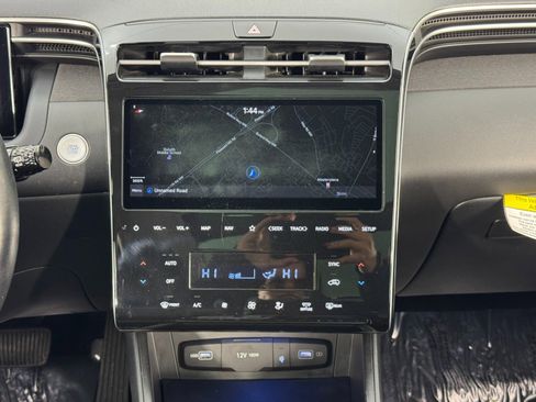 Used 2022 Hyundai Tucson Limited w/ Cargo Package image 24