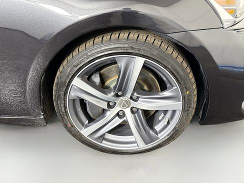 Used 2018 Lexus IS 300 w/ Premium Package image 32