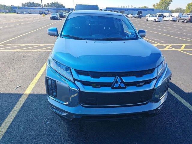 Used 2026 Mitsubishi Outlander Sport SE AWD/4WD image 2