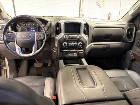 Used 2021 GMC Sierra 1500 SLT w/ SLT Convenience Package AWD/4WD image 29