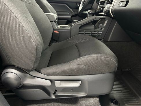 Used 2025 Toyota 4Runner SR5 image 61