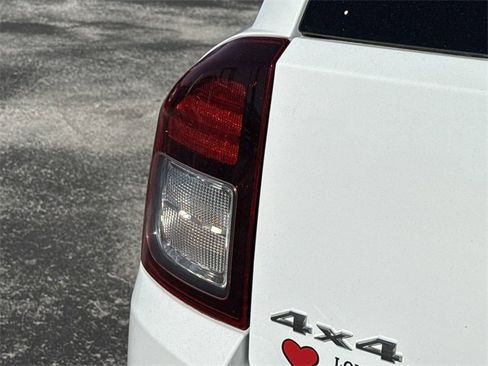 Used 2016 Jeep Compass Sport w/ Power Value Group image 21