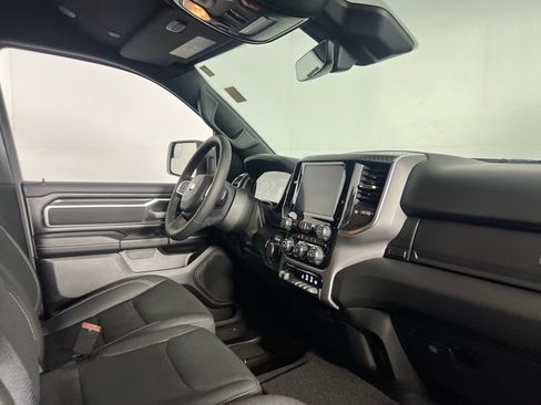 Used 2025 RAM 1500 Big Horn image 32