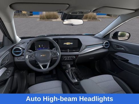 New 2026 Chevrolet Trax LT w/ Driver Confidence Package image 16