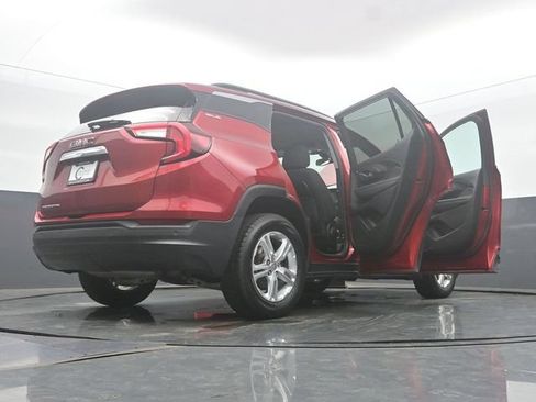 Used 2022 GMC Terrain SLE w/ Driver Convenience Package FWD image 58