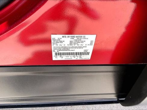 Used 2019 Ford Explorer XLT w/ Equipment Group 202A AWD/4WD image 35
