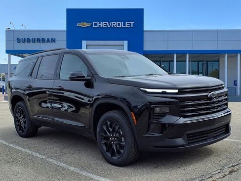 New 2026 Chevrolet Traverse LT w/ Midnight/Sport Edition image 3