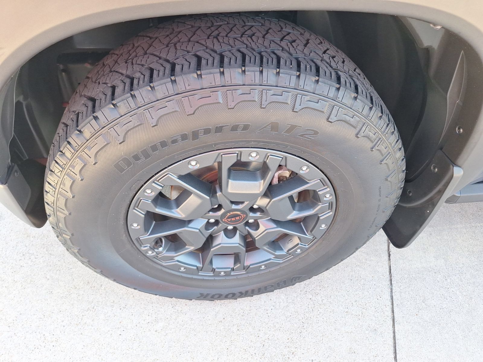 Used 2023 Nissan Frontier Pro-X w/ Pro-X Premium Package RWD image 11