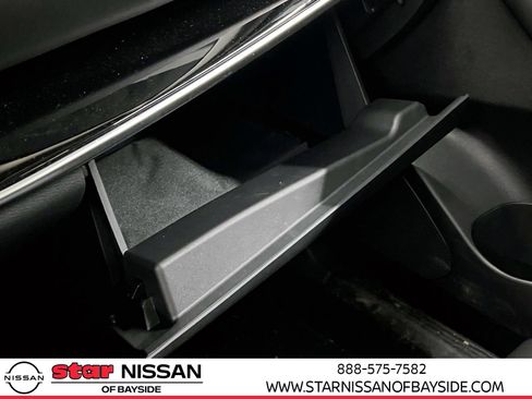 Used 2023 Nissan Rogue SL image 36
