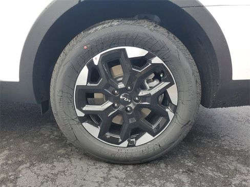 New 2026 Kia Sorento S image 7