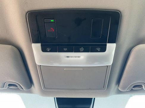 Used 2025 Nissan Altima 2.5 SV FWD image 14