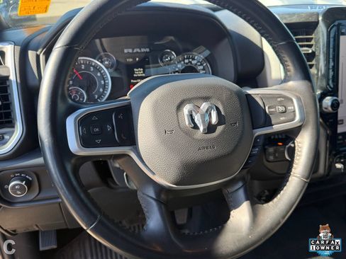 Used 2024 RAM 2500 Big Horn w/ Night Edition AWD/4WD image 14