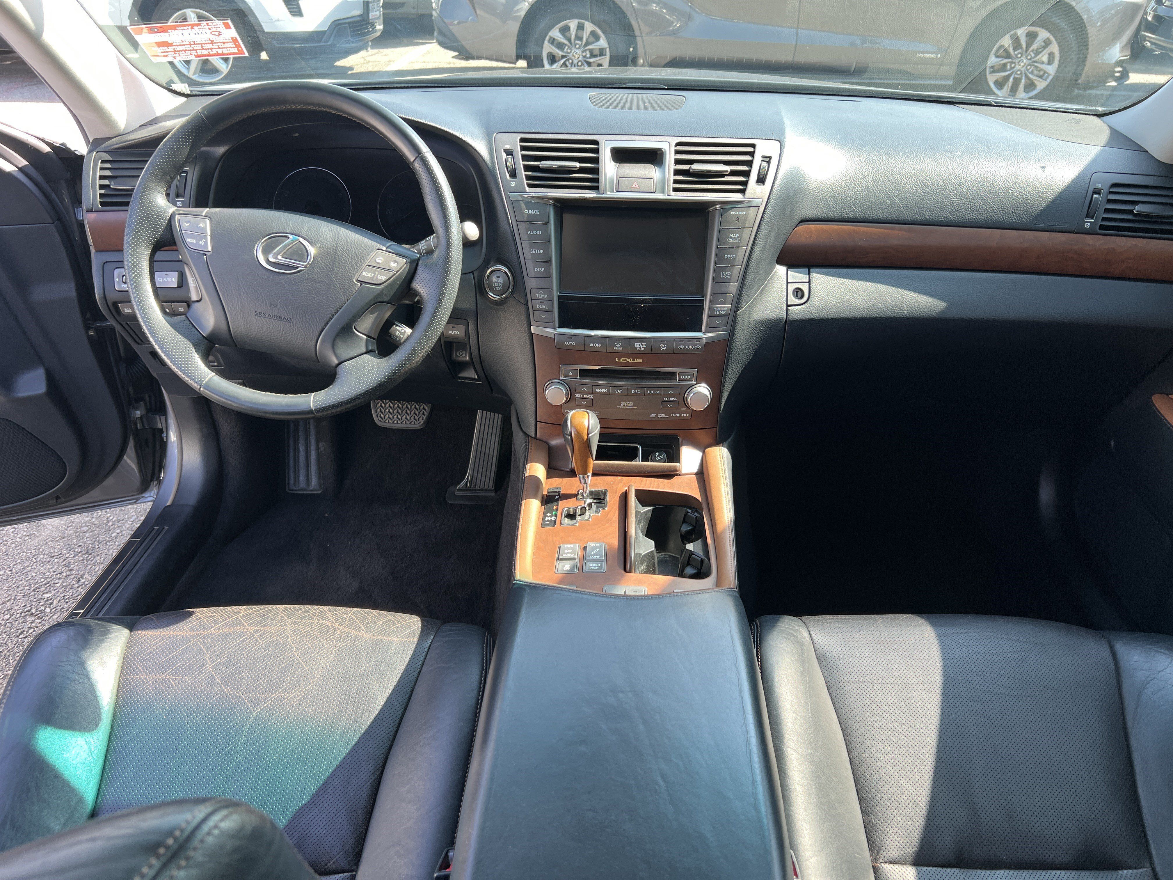 Used 2012 Lexus LS 460 w/ Sport Pkg RWD image 19