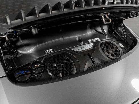 Used 2024 Porsche 911 Carrera GTS w/ Premium Package image 51