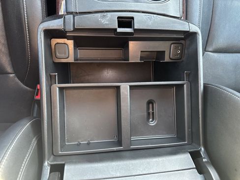 Used 2018 GMC Yukon XL SLT image 7