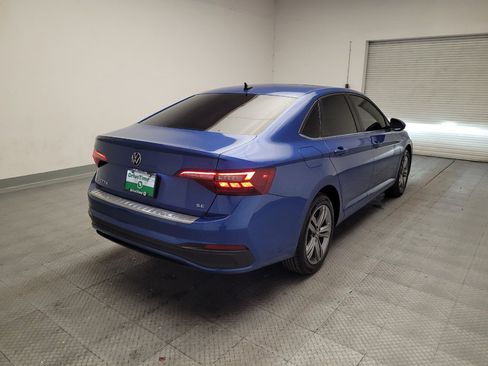 Used 2023 Volkswagen Jetta SE FWD image 9