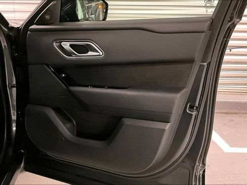 Certified 2026 Land Rover Range Rover Velar Dynamic SE AWD/4WD image 27