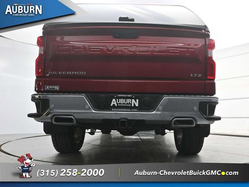 Used 2020 Chevrolet Silverado 1500 LTZ w/ LTZ Premium Package AWD/4WD image 21