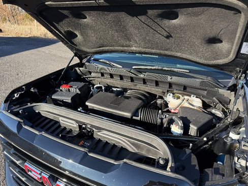 Used 2024 GMC Sierra 1500 Elevation image 17