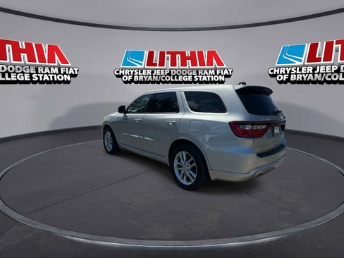 Used 2024 Dodge Durango R/T RWD image 6