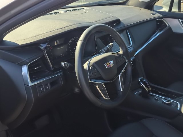 Used 2024 Cadillac XT5 Premium Luxury AWD/4WD image 14