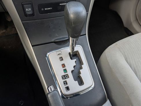 Used 2010 Toyota Corolla LE image 23