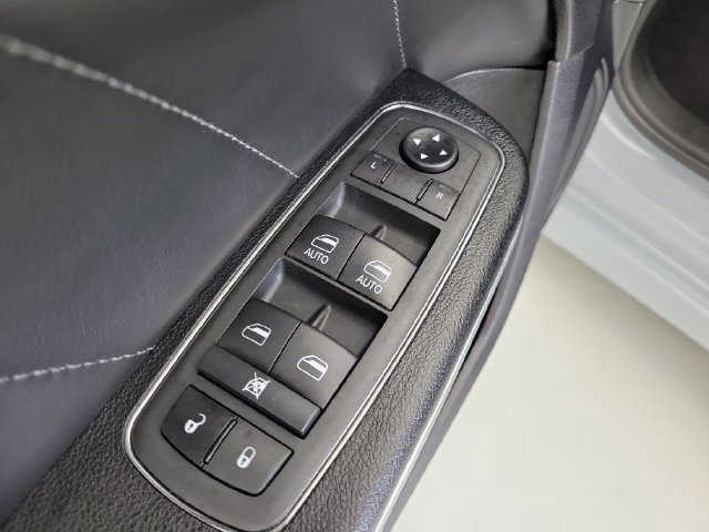 Used 2020 Dodge Charger Scat Pack w/ Dynamics Package RWD image 21