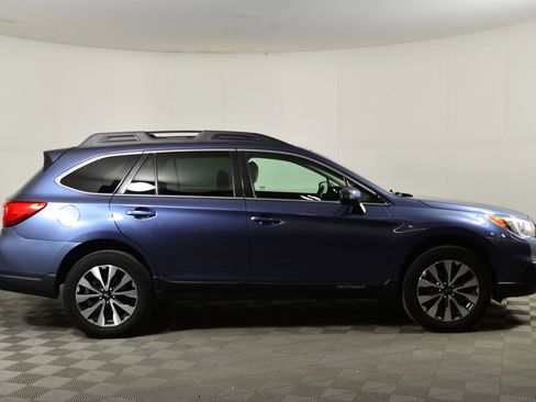 Used 2017 Subaru Outback 2.5i Limited image 8