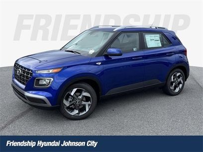 New 2025 Hyundai Venue SEL