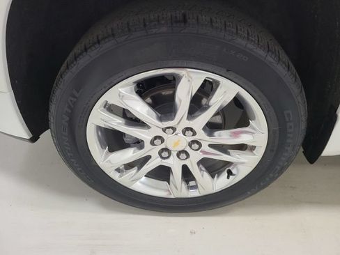 Used 2020 Chevrolet Traverse High Country AWD/4WD image 44