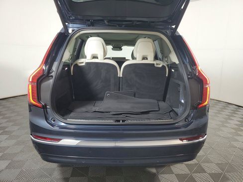 Used 2026 Volvo XC90 B6 Ultra AWD/4WD image 9