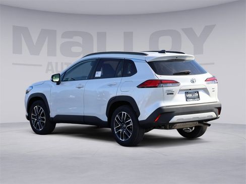 Certified 2026 Toyota Corolla Cross XLE image 2