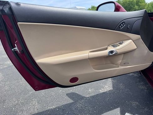 Used 2007 Chevrolet Corvette Convertible w/ Preferred Equipment Group RWD image 15
