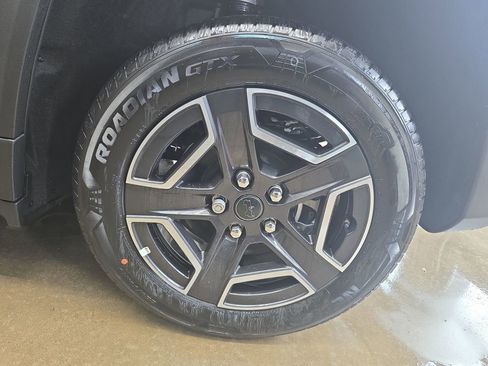 New 2026 Jeep Cherokee Laredo AWD/4WD image 34