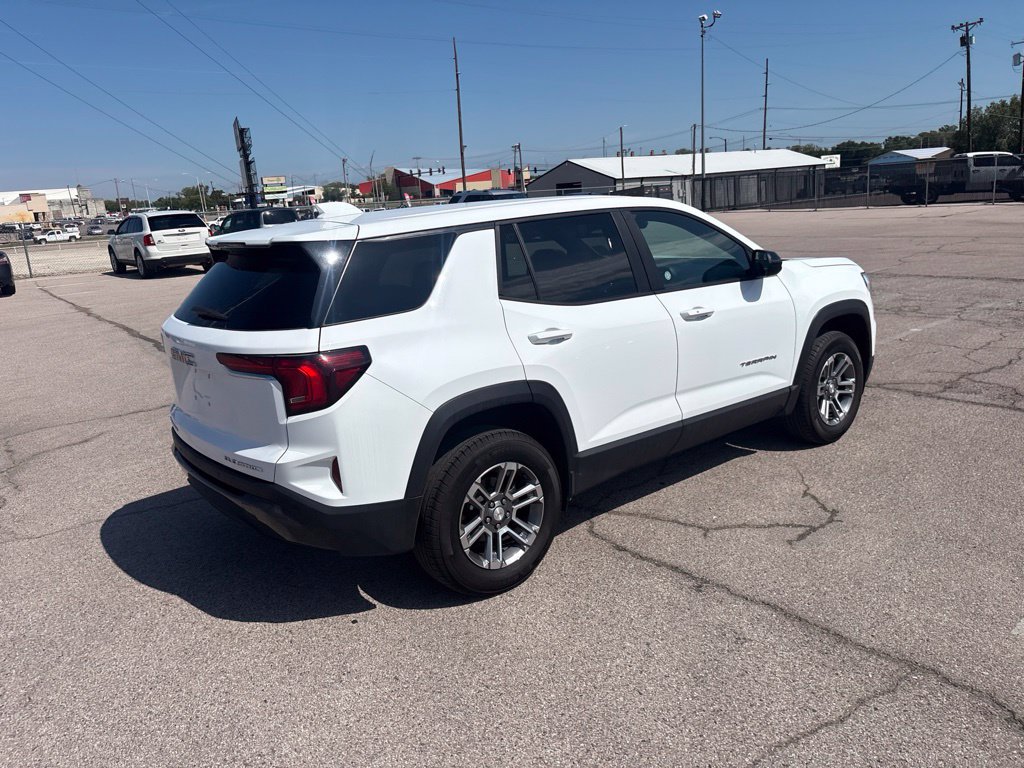 Used 2026 GMC Terrain Elevation FWD image 8