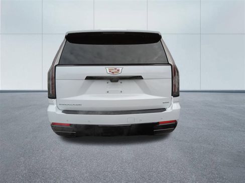 New 2026 Cadillac Escalade ESV Sport w/ Touring Package image 4